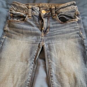 American Eagle Super Stretch Blue Jeans